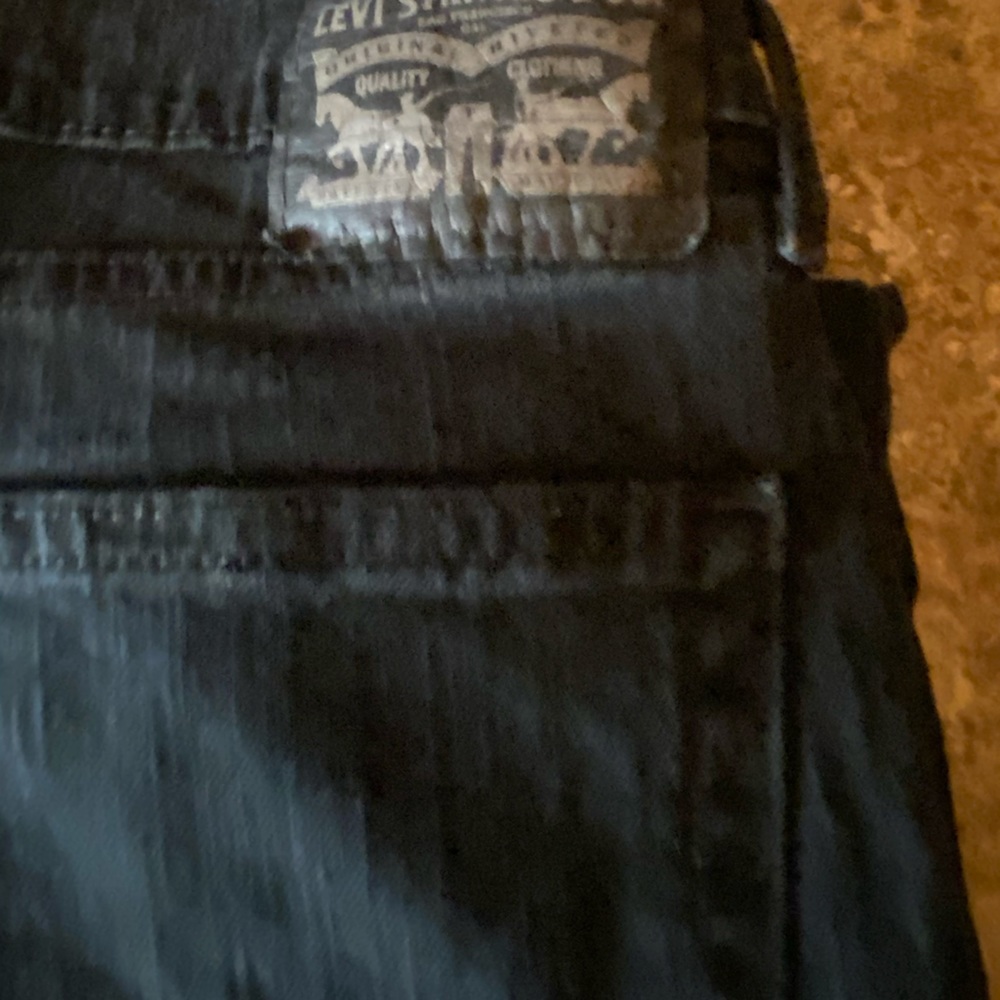 Men’s Levi’s Size 36/32 Dark Blue Good Condition
